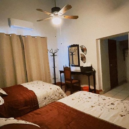 Hostal La Espanola Parras Parras de la Fuente Εξωτερικό φωτογραφία