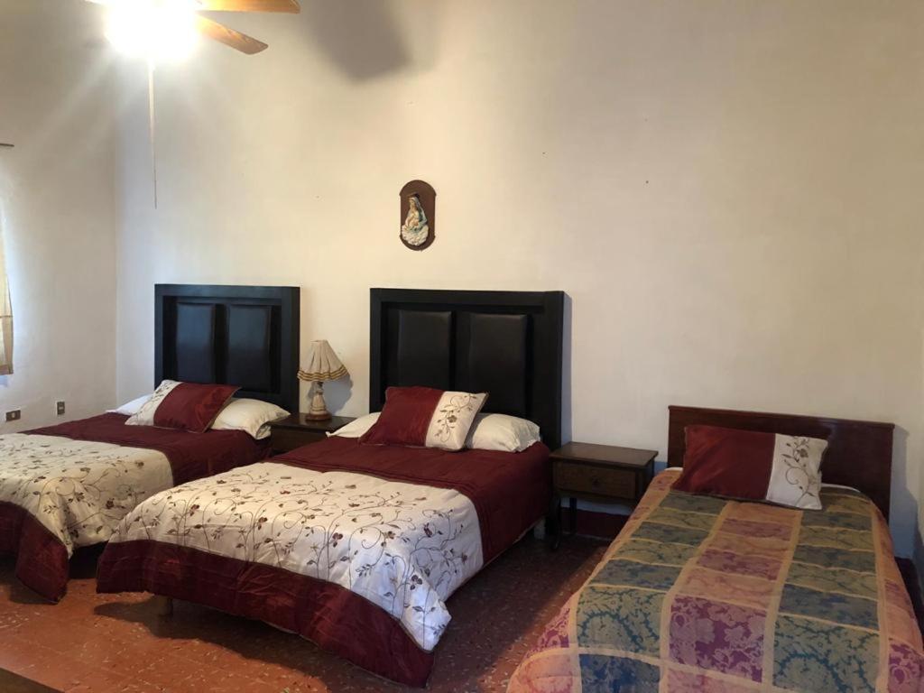 Hostal La Espanola Parras Parras de la Fuente Εξωτερικό φωτογραφία